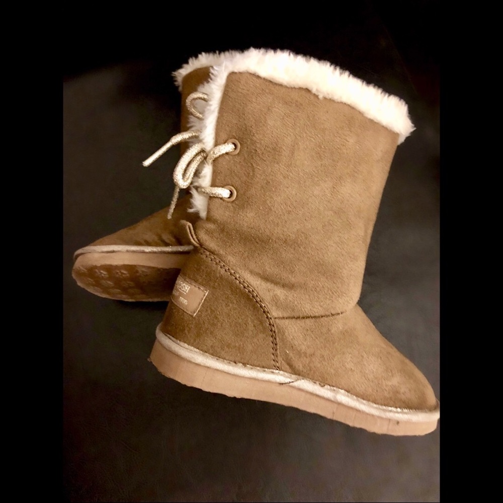 Toddler Girl’s OshKosh B’gosh Boots, Size 8